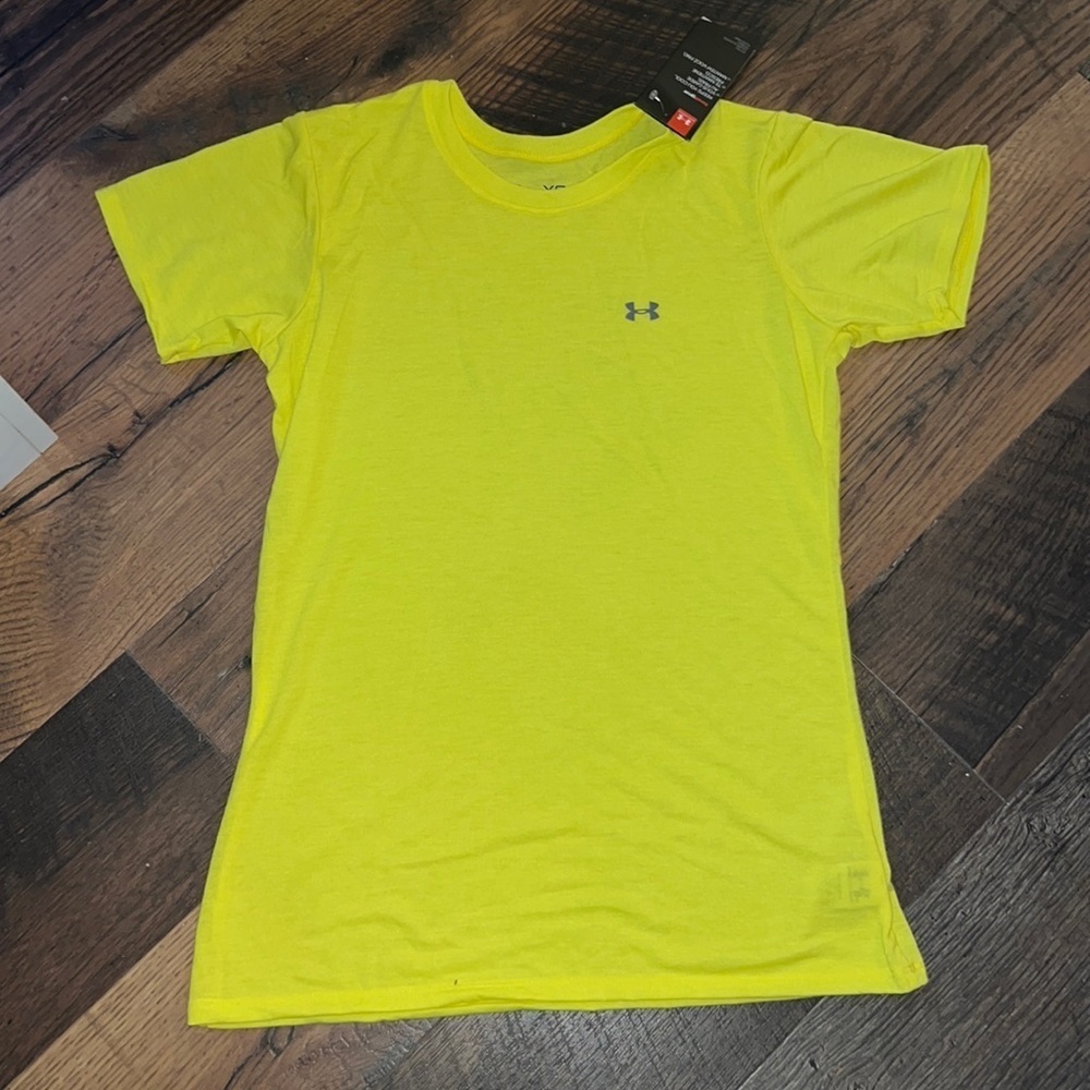Under Armour Shirt-BRAND NEW​​​​